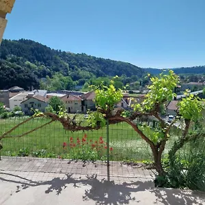 Appartement Sur Les Bains, Vals-les-Bains